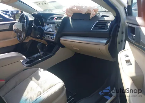 2015 Subaru Outback 2.5I Premium из США, поврежденный, VIN 4S4BSBDC1F3255178